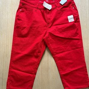 St. John's Bay Capri Pants Womens 18W Red Mid Rise Secretly Slender Easy Fit NWT